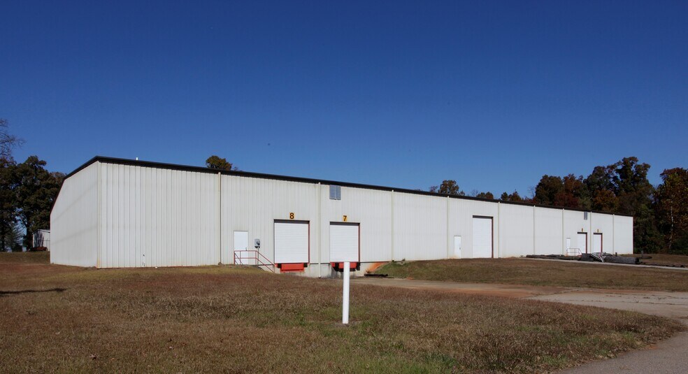 208 Old Fork Shoals Rd, Greenville, SC for lease - Building Photo - Image 2 of 4