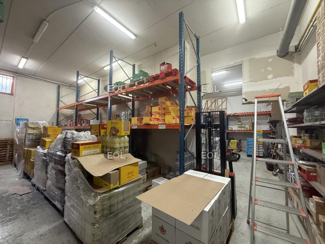 Local d'activités dans Neuilly-sur-Marne à vendre Photo intérieure- Image 1 de 10