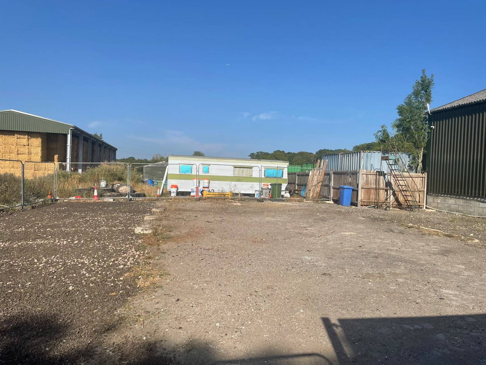 Butterfly Ln, Elstree for lease Other- Image 1 of 6