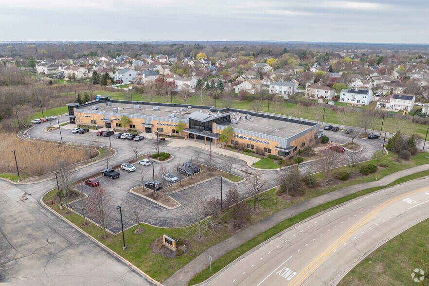 1110-1124 Schick Rd, Bartlett, IL à louer - Photo du bâtiment - Image 1 de 27