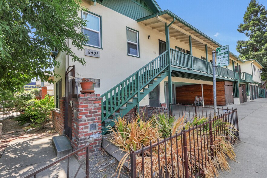 2401-2409 24th St, Sacramento, CA à vendre - Photo du bâtiment - Image 2 de 3