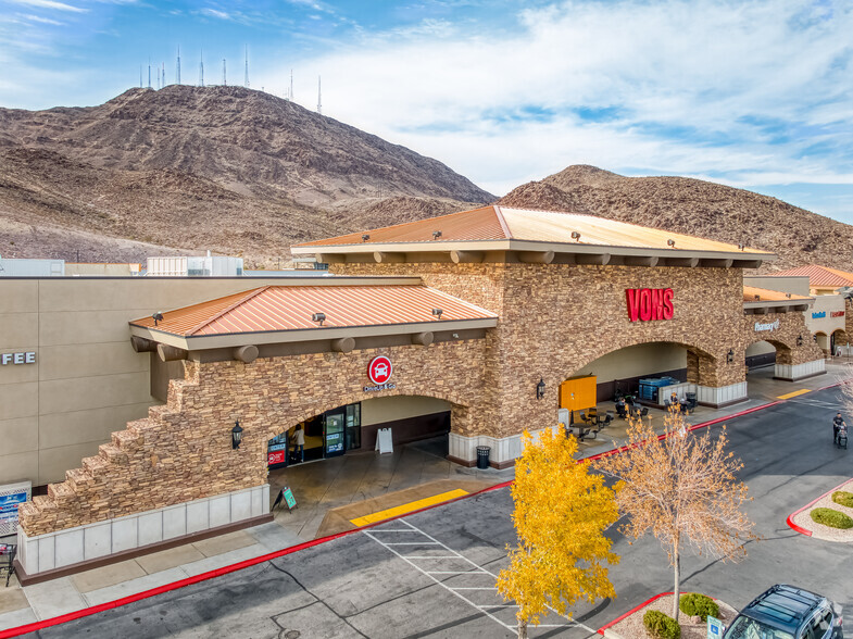 25-55 E Horizon Ridge Pky, Henderson, NV for lease - Primary Photo - Image 1 of 8