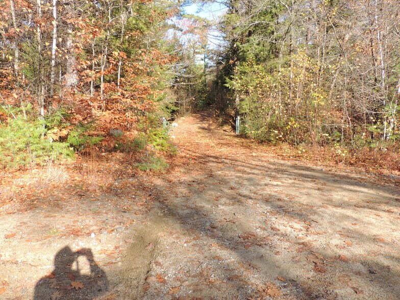 140 Chickville Rd, Ossipee, NH à vendre - Photo du bâtiment - Image 3 de 11