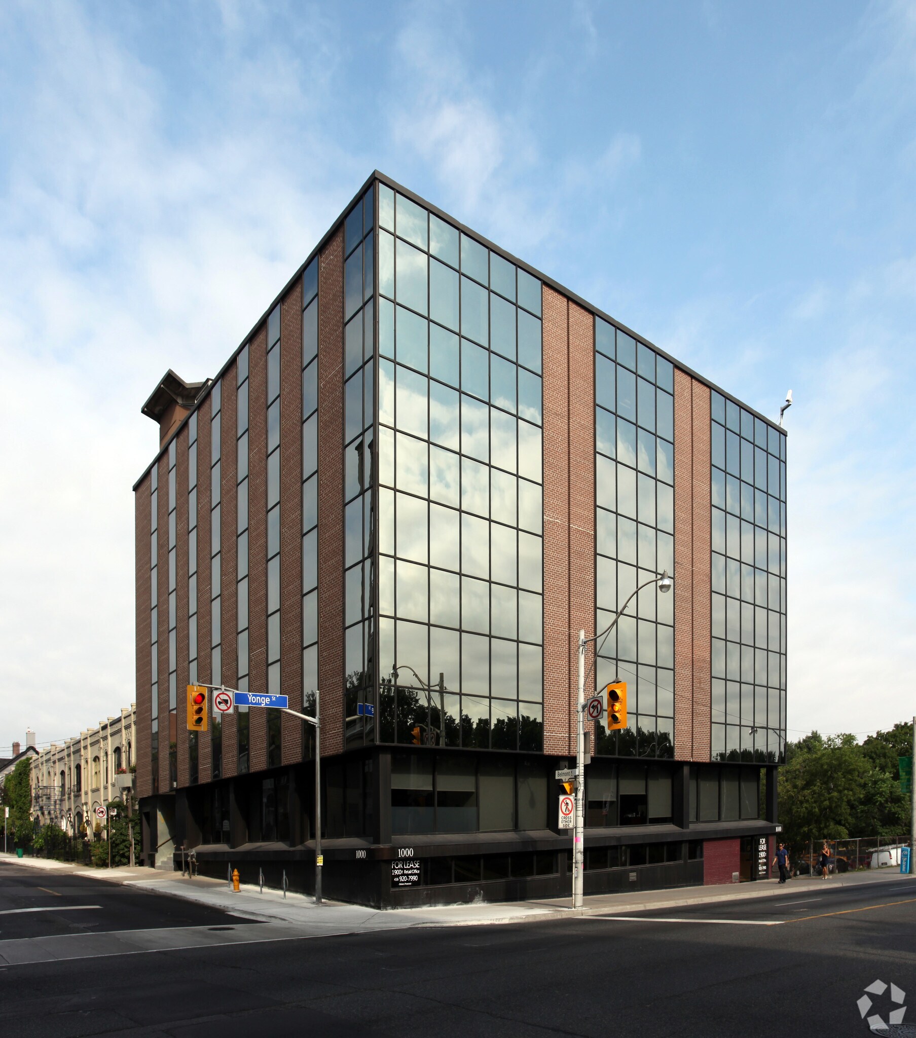 1000 Yonge St, Toronto, ON à vendre Photo principale- Image 1 de 1