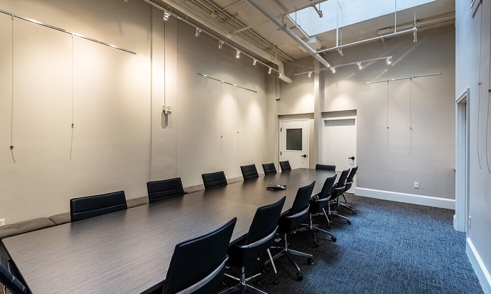 19 W Hargett St, Raleigh, NC for lease - Building Photo - Image 3 of 20