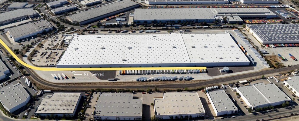 3450 Dulles Dr, Jurupa Valley, CA à louer - Aérien - Image 2 de 2