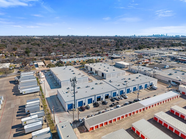 10031 Monroe Dr, Dallas, TX for lease - Building Photo - Image 1 of 5
