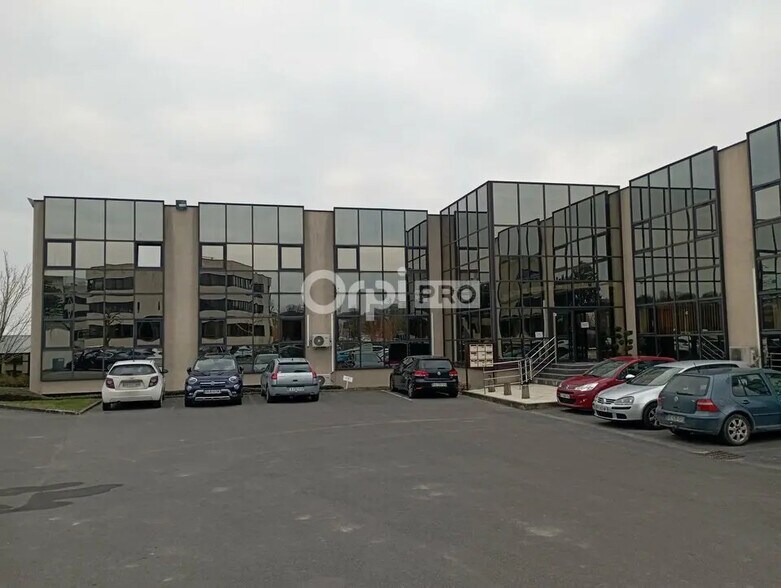 Office in Reims for lease - Building Photo - Image 1 of 8