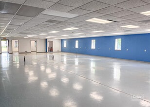 12 South Ave, Sewickley, PA for lease Interior Photo- Image 1 of 3