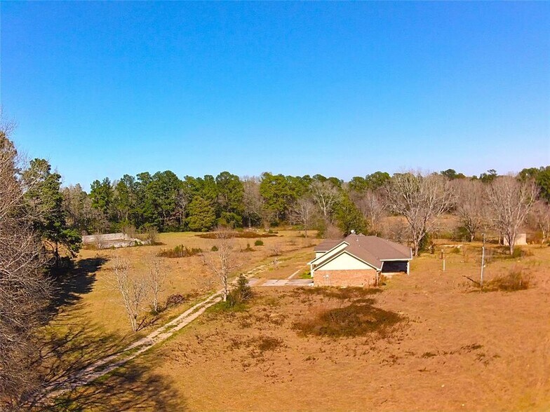 19320 Willaby Rd, New Caney, TX à vendre - Aérien - Image 3 de 12