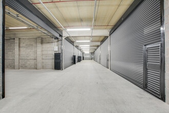 574 Manchester Rd, Bury à louer Photo intérieure- Image 2 de 14