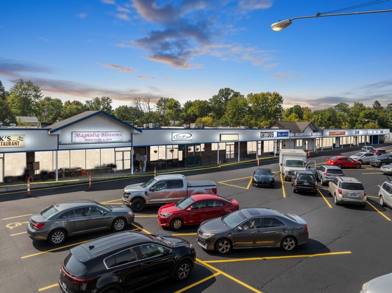 34586 Lakeshore Blvd, Eastlake, OH for lease - Building Photo - Image 3 of 5