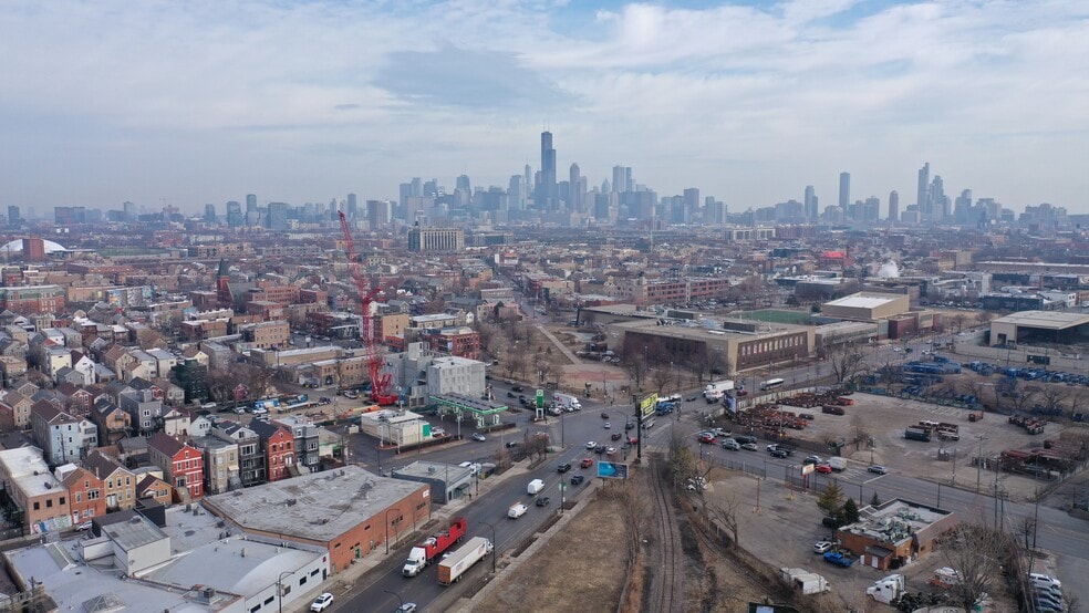 1643 W Cermak Rd, Chicago, IL for sale - Aerial - Image 2 of 4