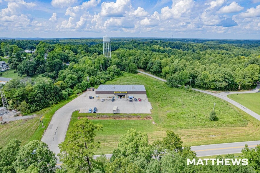 940 Wilburne K Ross Hwy, Stearns, KY for sale - Building Photo - Image 2 of 4