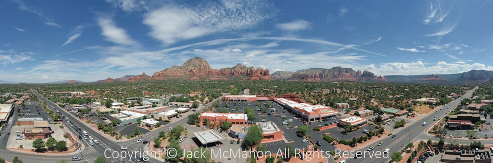 160 Coffee Pot Dr, Sedona, AZ à louer - Photo du bâtiment - Image 1 de 8