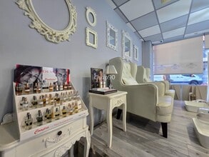 Commerce de détail dans Lleida, Lérida à louer Photo intérieure- Image 2 de 23