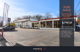 High Visibility Automotive Showroom/Warehouse - Propriété automobile