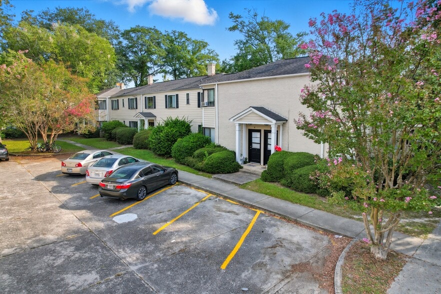 206 Laurens St, Camden, SC à vendre - Photo du bâtiment - Image 2 de 17