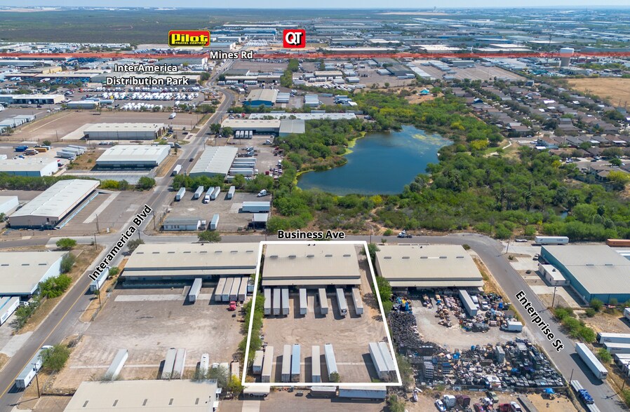 14110 Business Ave, Laredo, TX à louer - Photo du bâtiment - Image 2 de 7