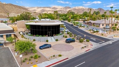 72067 Highway 111, Rancho Mirage, CA à vendre Photo intérieure- Image 1 de 25
