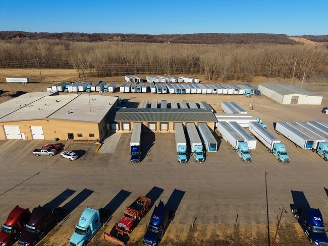 More details for 926 N Front St, New Ulm, MN - Industrial for Sale