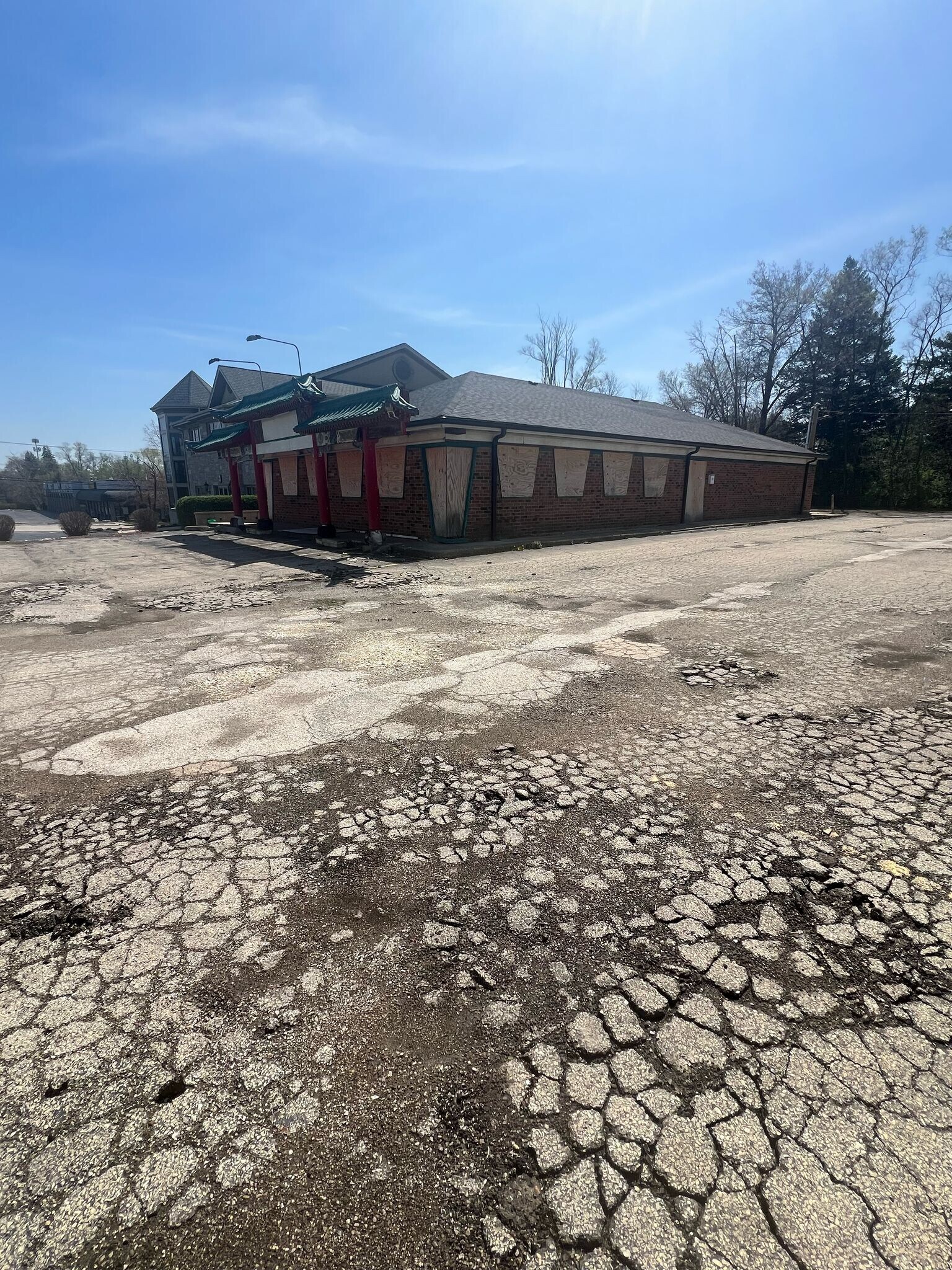 737 E North Ave, Glendale Heights, IL à vendre Photo du bâtiment- Image 1 de 1