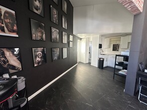 833 Westbourne Dr, West Hollywood, CA à louer Photo intérieure- Image 2 de 5