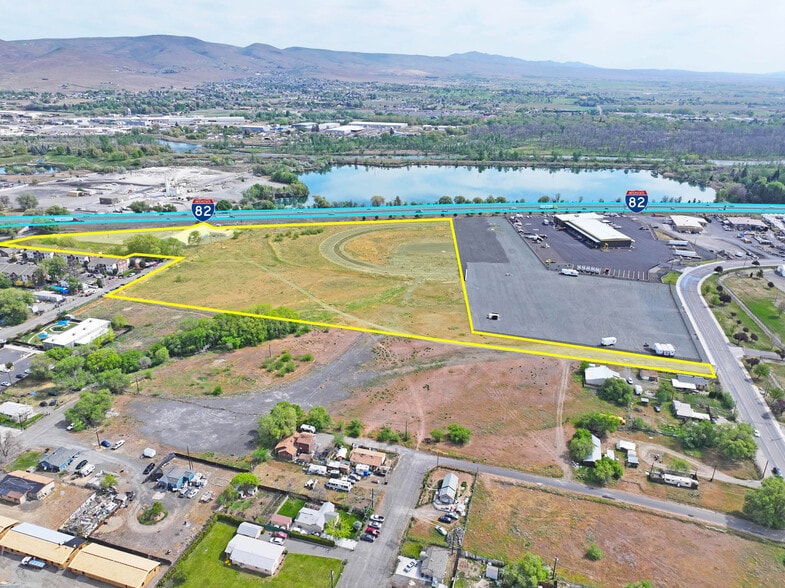 1600 Pacific Ave, Yakima, WA à vendre - Aérien - Image 2 de 10