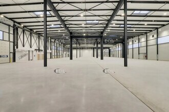 Flex in Le Bourget for lease Interior Photo- Image 1 of 9