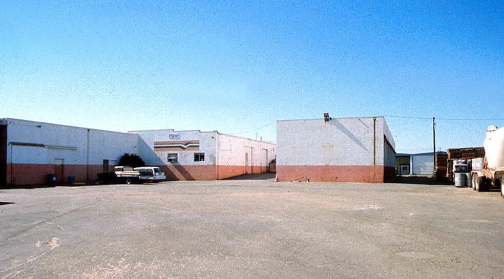 725 Pacific Ave, Oxnard, CA à vendre - Photo du bâtiment - Image 2 de 4