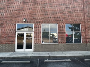 119 Poplar Pointe Dr, Mooresville, NC for lease Building Photo- Image 2 of 9