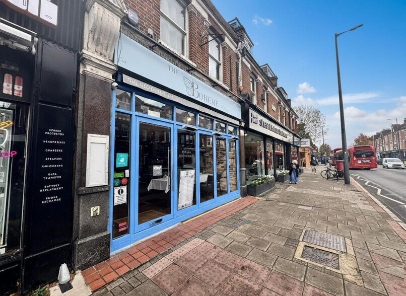 197 Upper Richmond Rd W, Londres à vendre - Photo du bâtiment - Image 3 de 16