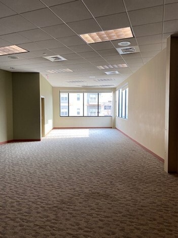140 S 1st St, Milwaukee, WI for lease Interior Photo- Image 1 of 8