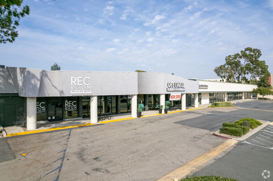 7227 Edinger Ave, Huntington Beach, CA for sale - Primary Photo - Image 1 of 1