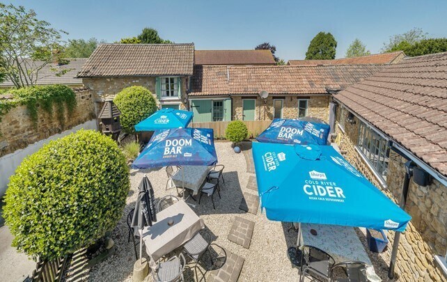 1 South St, Castle Cary à vendre - Photo du bâtiment - Image 3 de 8