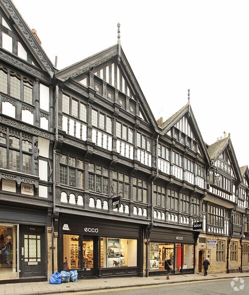 6-8 St Werburgh St, Chester à vendre - Photo principale - Image 1 de 1