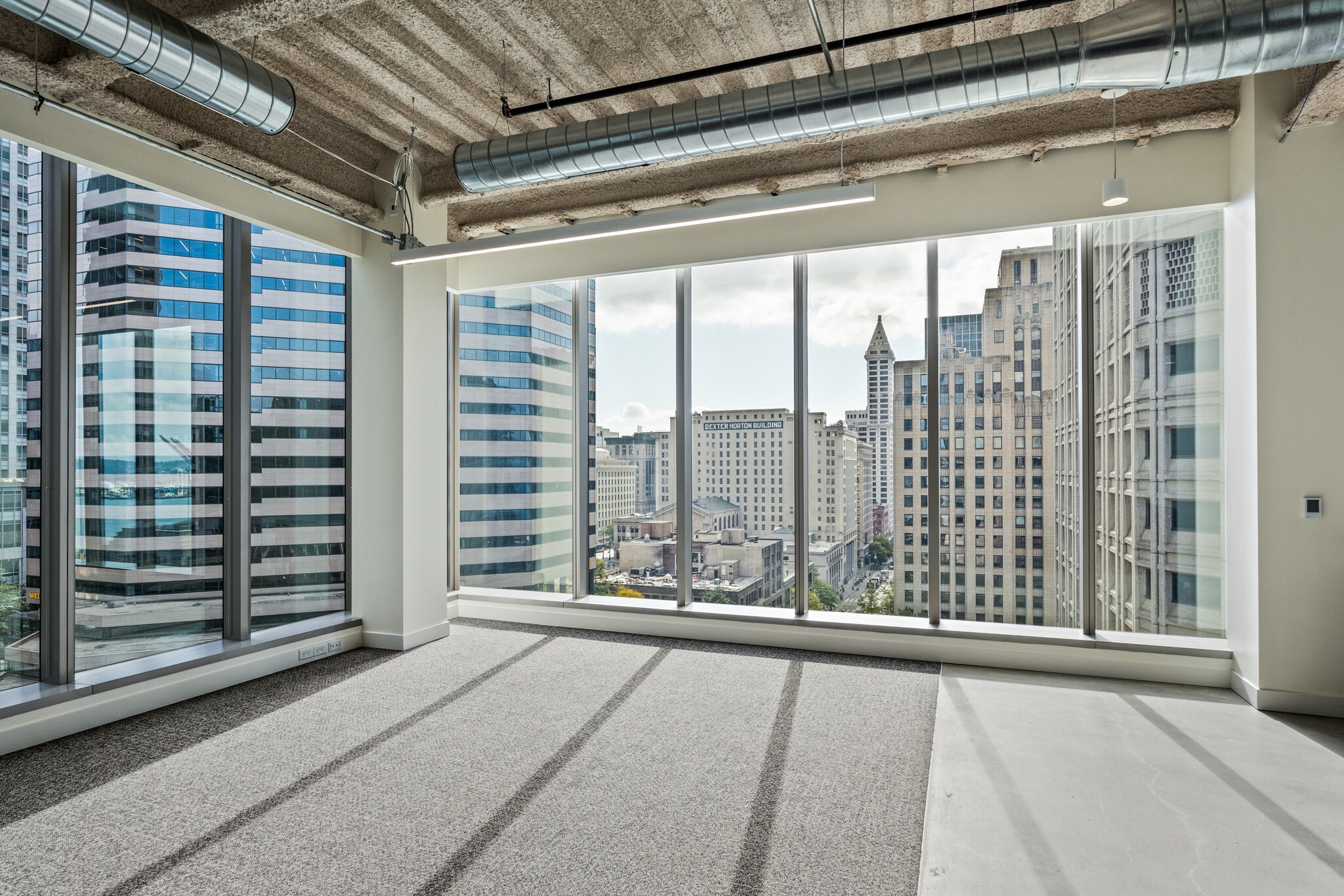 1015 2nd Ave, Seattle, WA for lease Interior Photo- Image 1 of 8