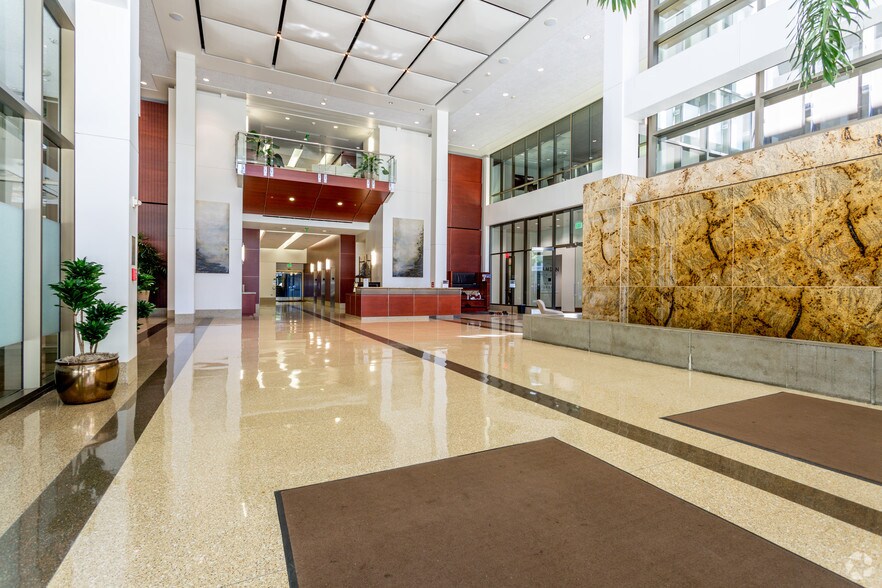 555 Capitol Mall, Sacramento, CA à louer - Photo intérieure - Image 2 de 17