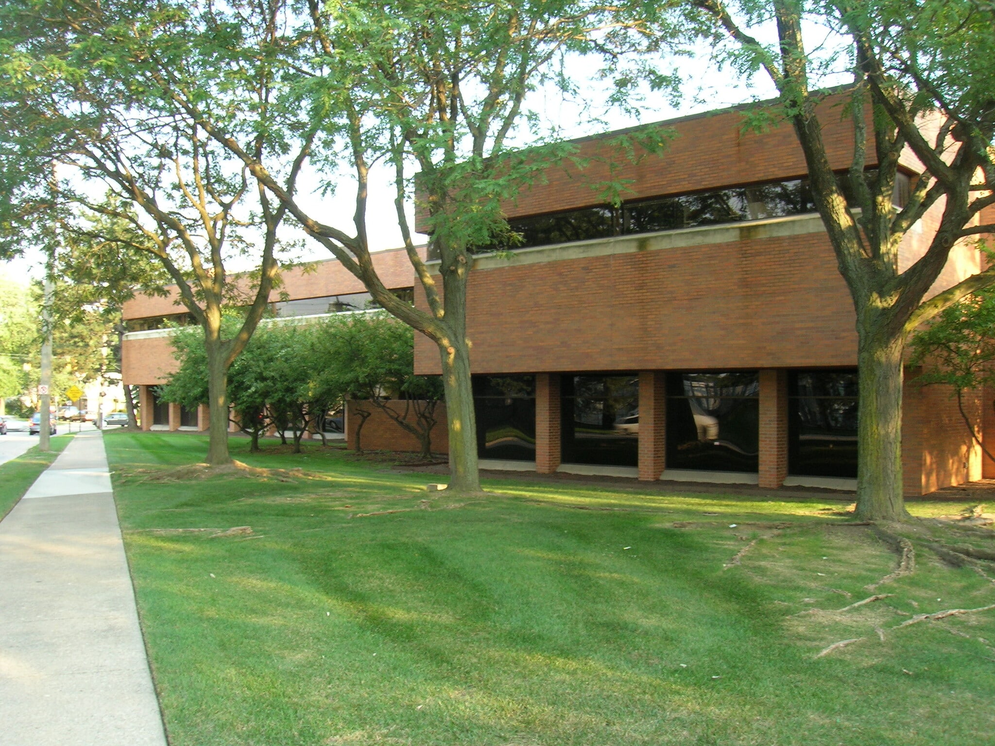 23133 Orchard Lake Rd, Farmington, MI for lease Building Photo- Image 1 of 9