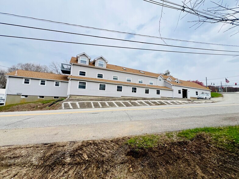 16 Dr Foote Rd, Colchester, CT à vendre - Photo du bâtiment - Image 2 de 35