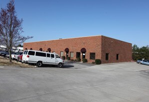 1049 Industrial Ct, Suwanee GA - Entrepôt