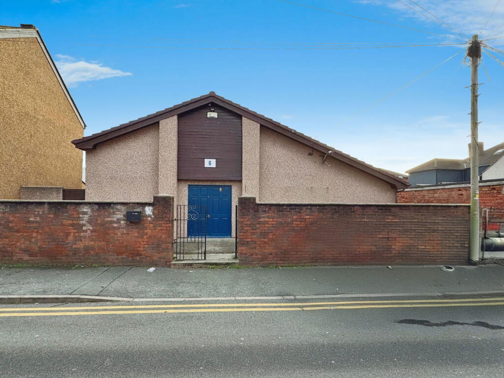 6 Millbank Rd, Rhyl for sale Primary Photo- Image 1 of 6