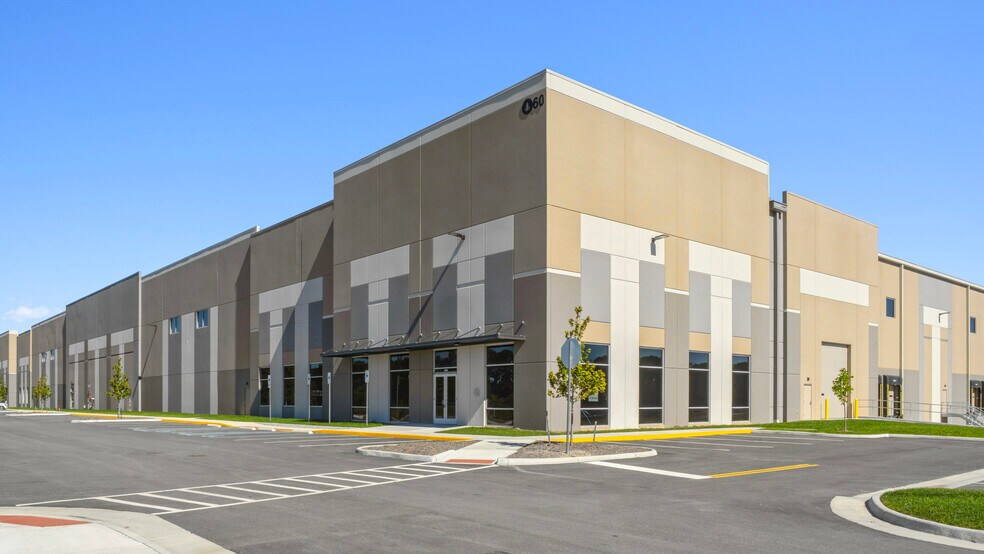 30 Aberdeen Rd, Hampton, VA à louer - Photo du bâtiment - Image 2 de 12