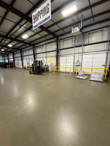 723 Marshall Stuart Dr, Dickson, TN à vendre - Photo du bâtiment - Image 2 de 7