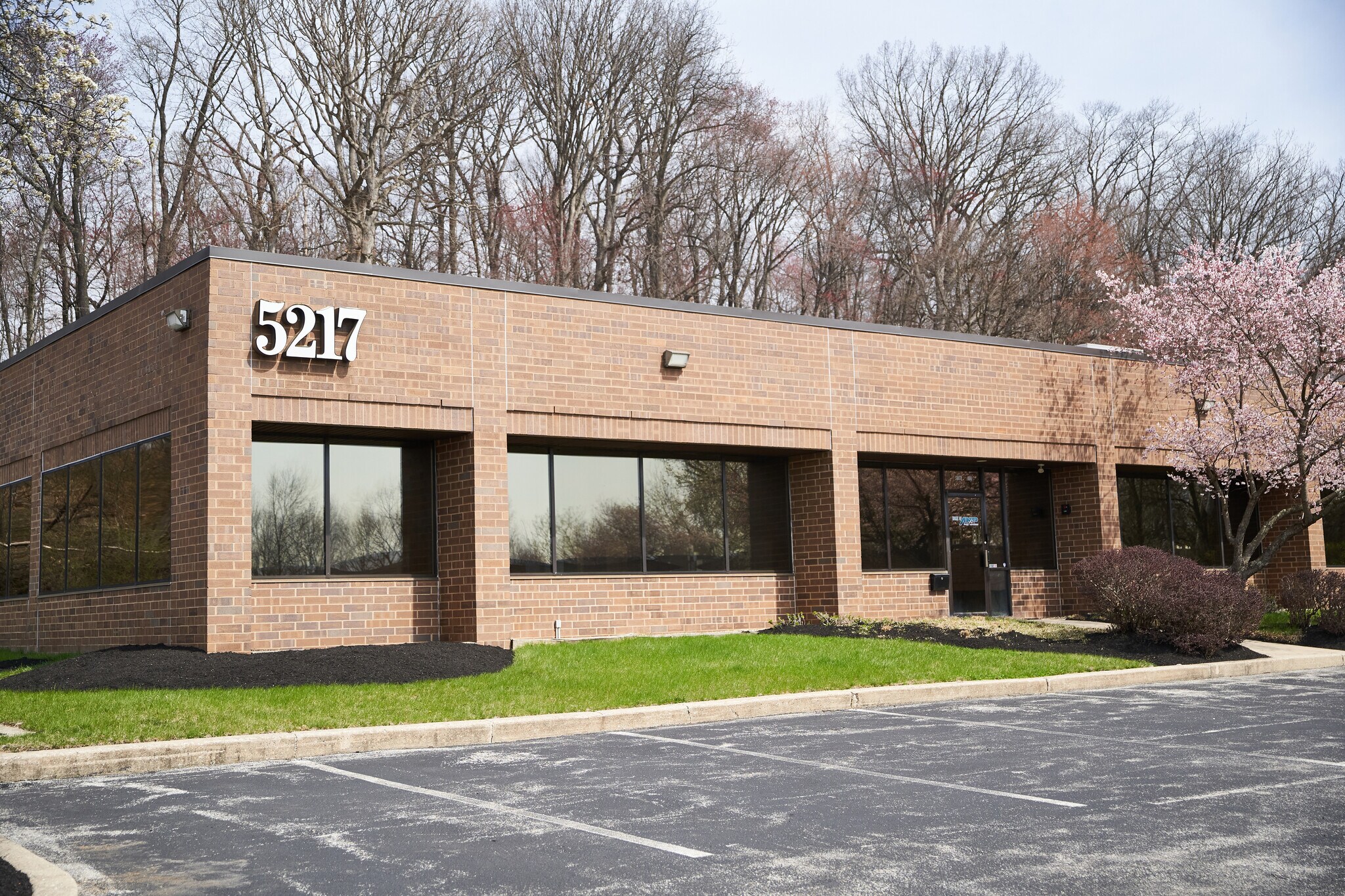 5217 Militia Hill Rd, Plymouth Meeting, PA à vendre Photo principale- Image 1 de 15