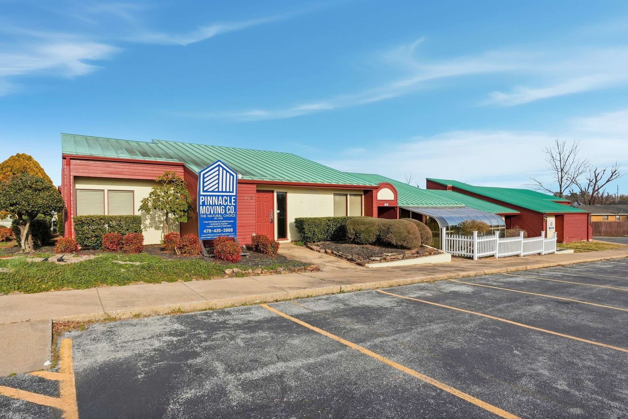 1102-1108 Poplar Pl, Rogers, AR for lease Interior Photo- Image 1 of 16