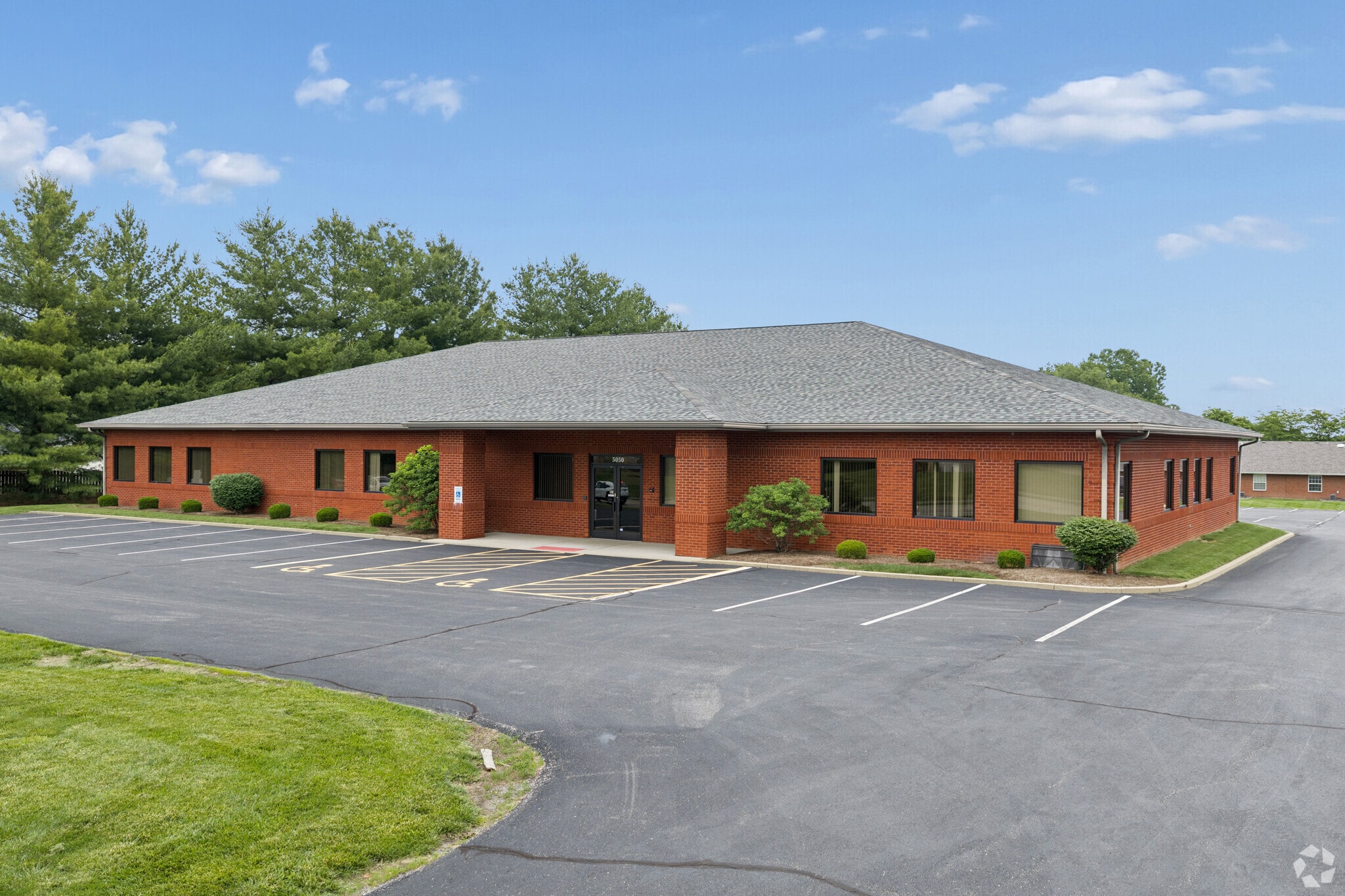 5050 Old Collinsville Rd, Swansea, IL for sale Building Photo- Image 1 of 25