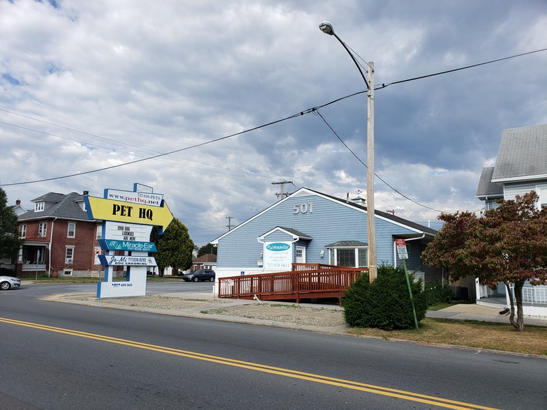 501 E Main St, Palmyra, PA à louer - Photo du bâtiment - Image 1 de 10