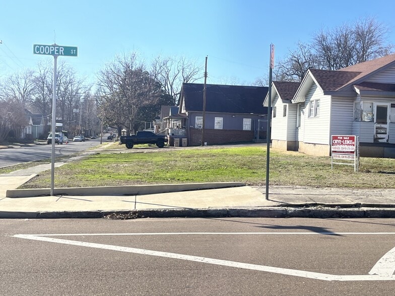 211 South Cooper st, Memphis, TN for sale - Building Photo - Image 2 of 7