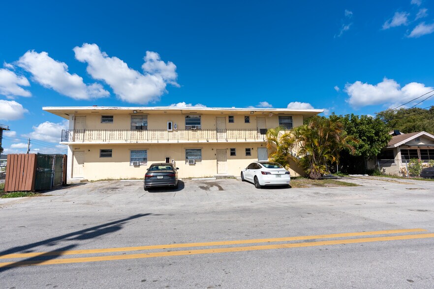 6401 NW 12th Ave, Miami, FL à vendre - Photo du bâtiment - Image 2 de 10